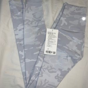 Wunder Under Incognito Camo Jacquard Alpine White